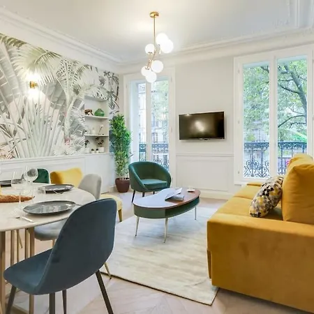 Apartment Bright And Gorgeous Flat In The Heart Of Paris